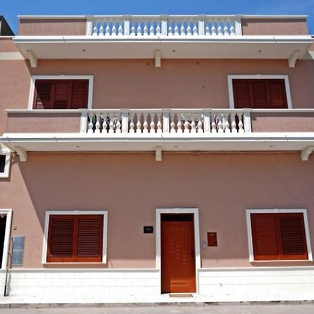 Aparthotel Il Vittoriano Porto Cesareo Exterior foto