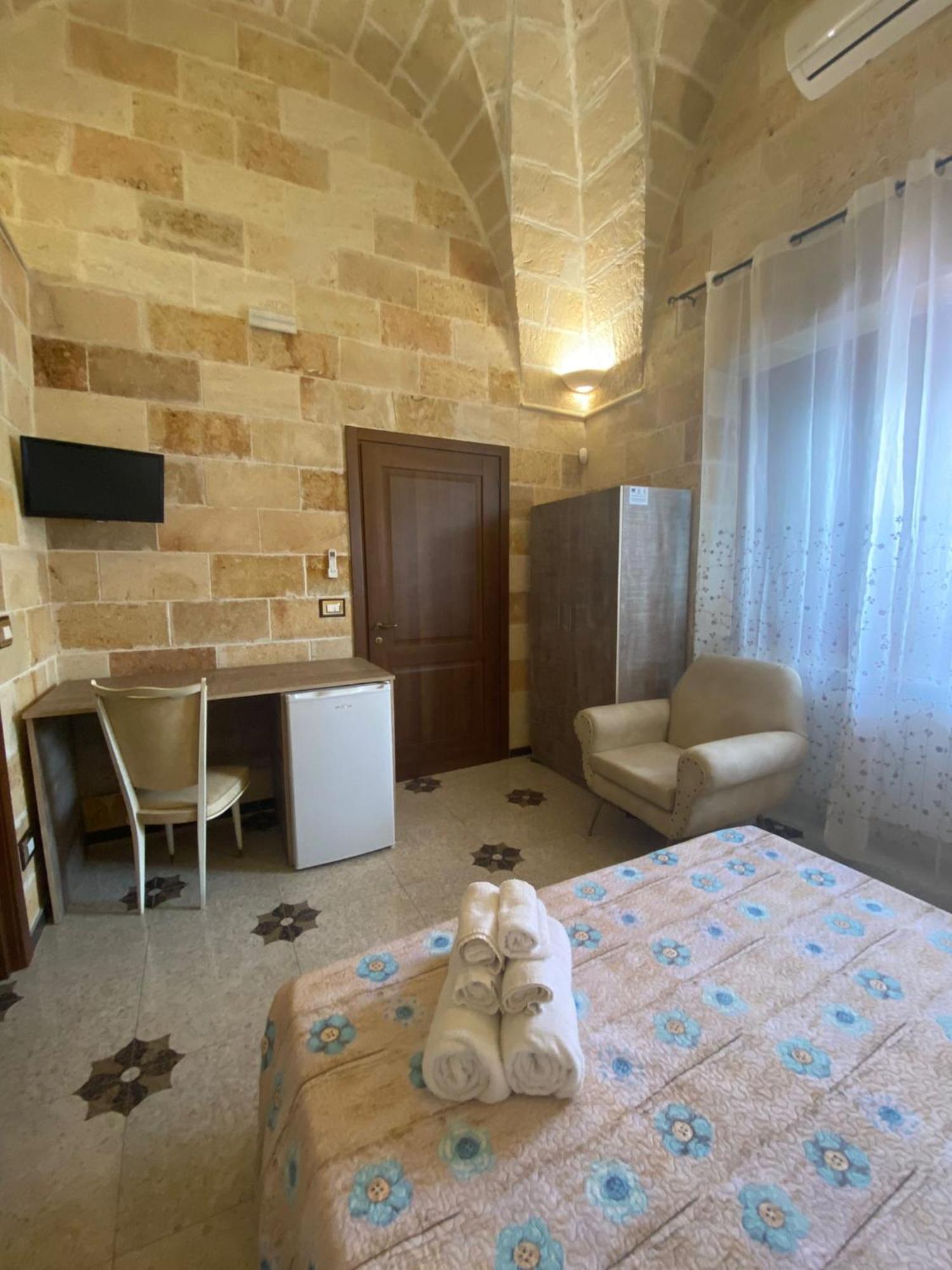 Aparthotel Il Vittoriano Porto Cesareo Exterior foto