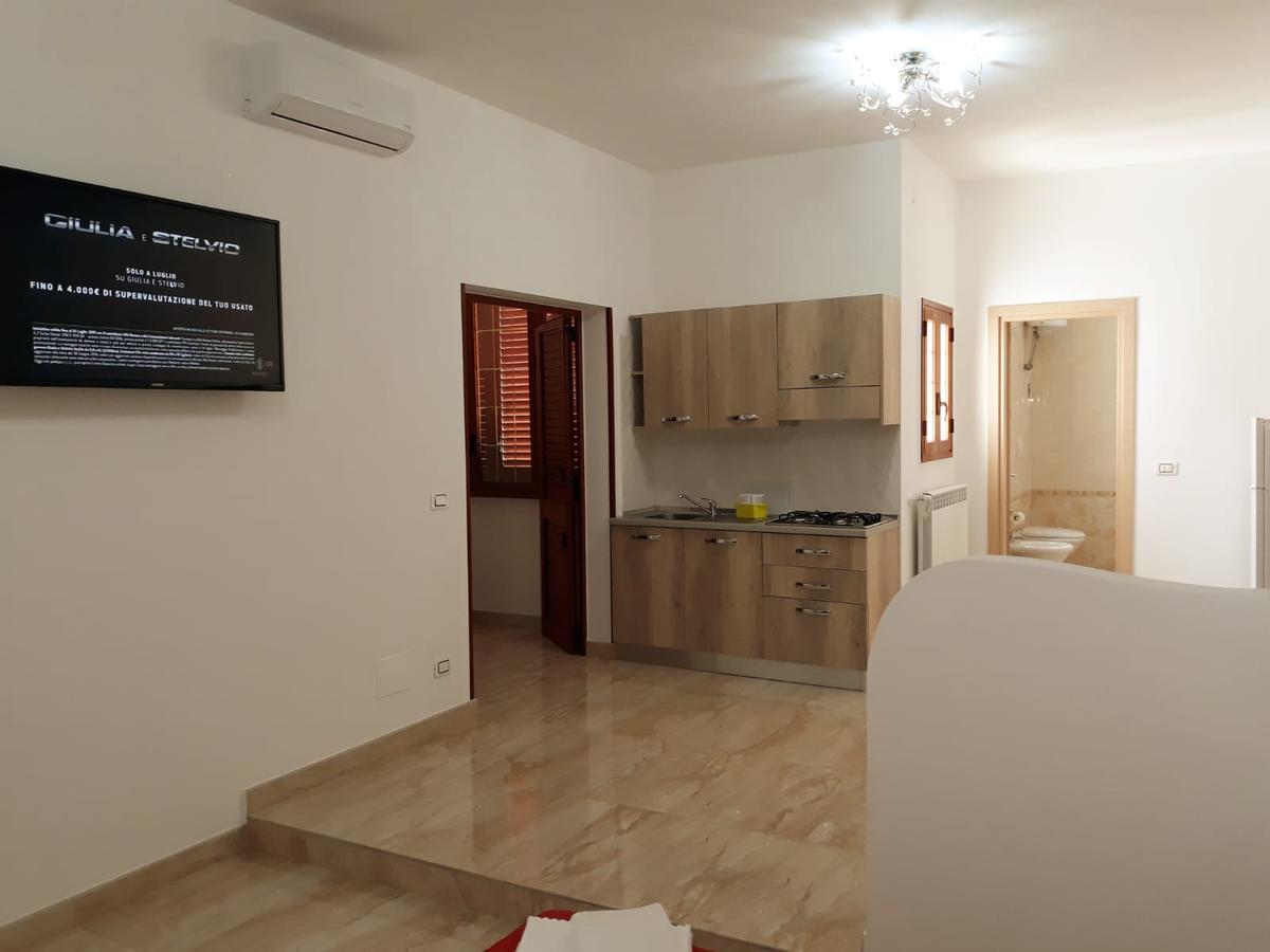 Aparthotel Il Vittoriano Porto Cesareo Exterior foto