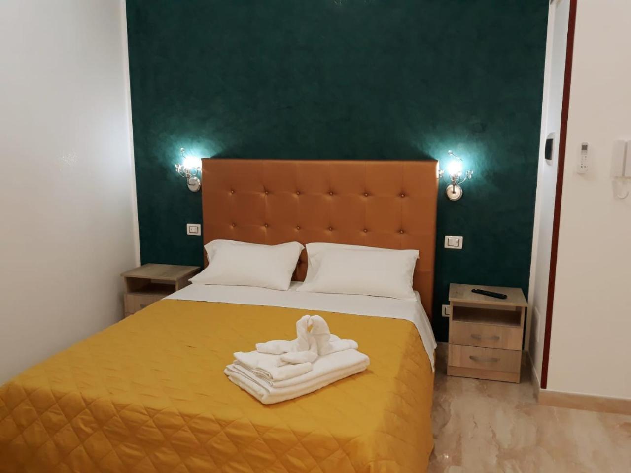 Aparthotel Il Vittoriano Porto Cesareo Exterior foto