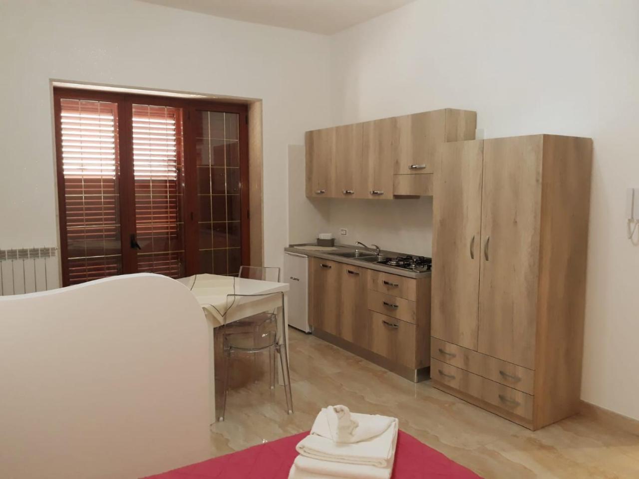 Aparthotel Il Vittoriano Porto Cesareo Exterior foto